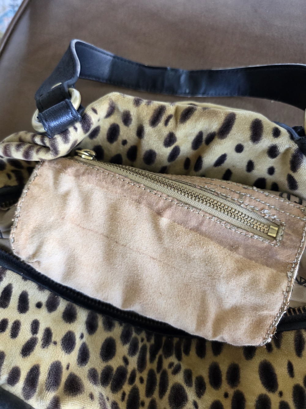 Juicy Couture Leopard Velour Shoulder Bag Y2K Black Trim and Gold Hardware - Picture 12 of 16